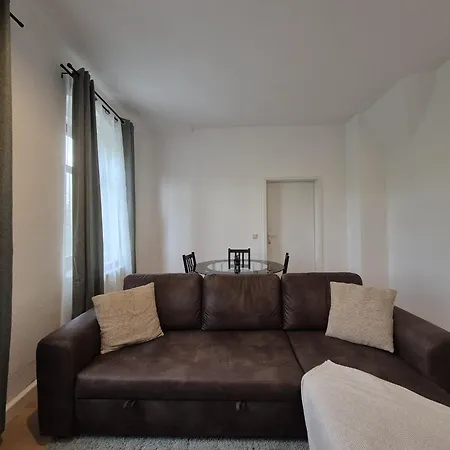 Mikra Homes24 In * Crimmitschau