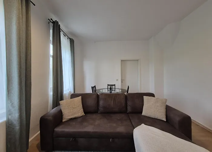 Mikra Homes24 In * Crimmitschau